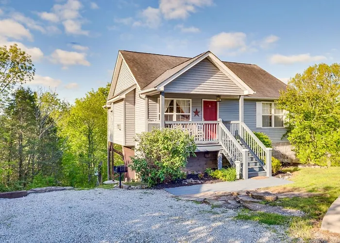 Taylorsville Cottage W/ Hot Tub & Lake Access!