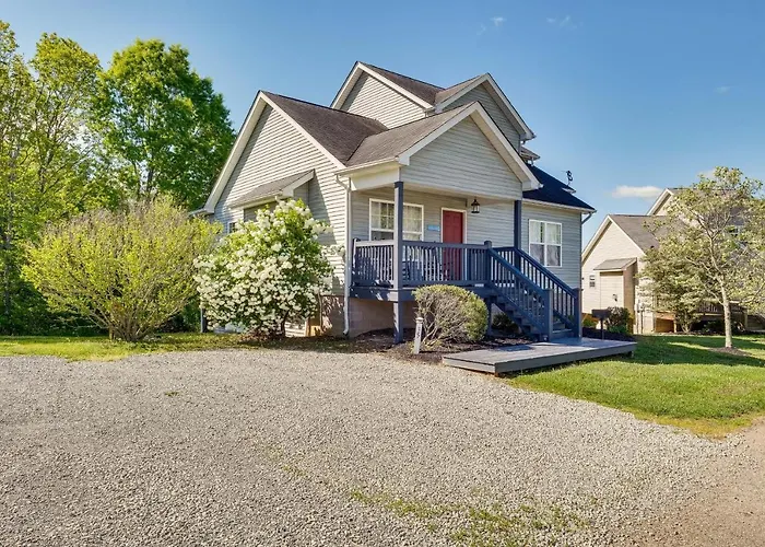 Taylorsville Lake Cottage Rental W/ Hot Tub!