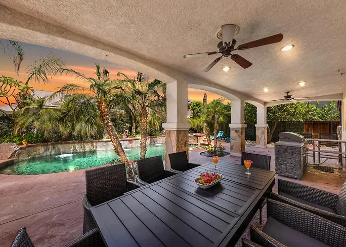 Paradise Private Resort With Waterfall Pool