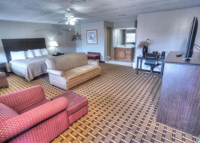 Amerivu Inn & Suites - Helen - Downtown