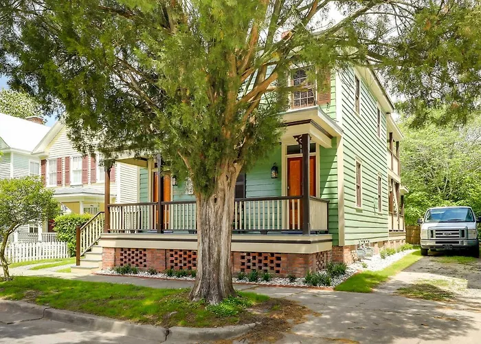 Victorian Vacation Rental Apt In Downtown New Bern