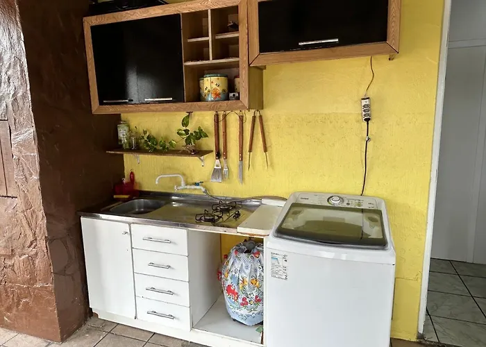 8 Quarto Cama Queen e SmartTv Netflix