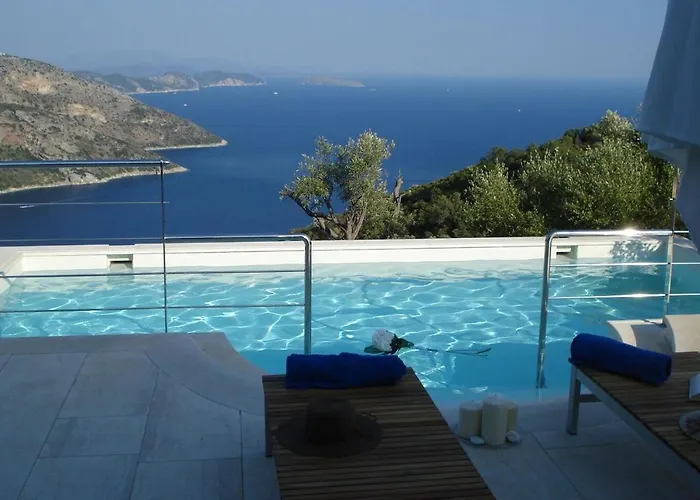 Sunkiss Private Retreat Cottage With Pool