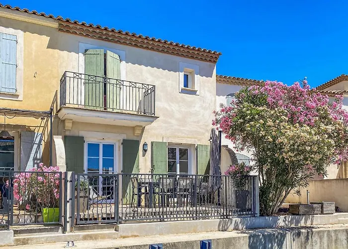 Awesome Home In Aigues-Mortes