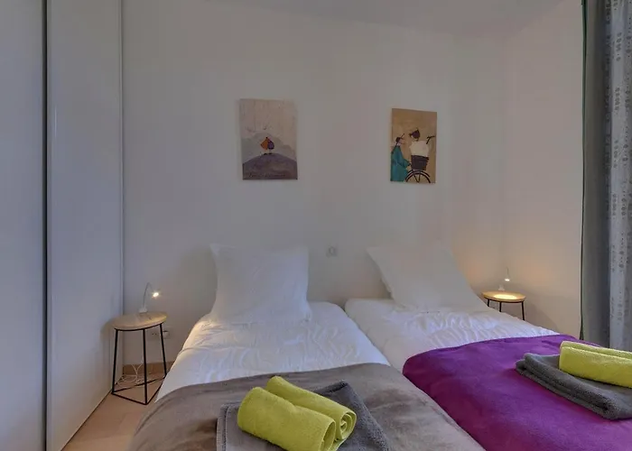 Appartement T3 Centre La Bourboule Avec Balcon Et Un Petit Chien Accepte