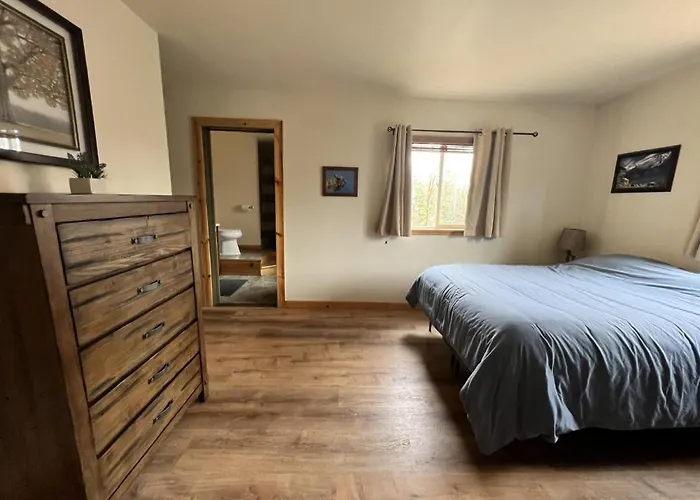 Denali Park View House