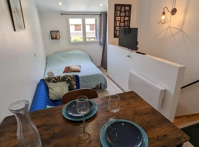 Studio Meuble Tres Agreable