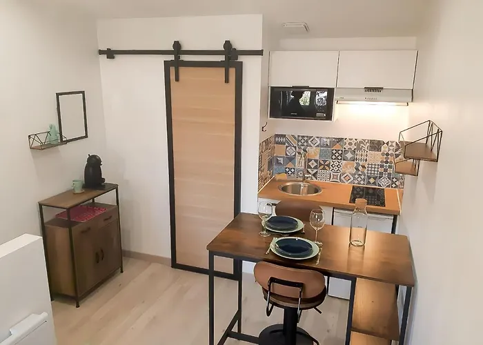 Studio Meuble Tres Agreable