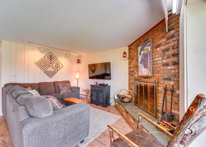 Ski-In/Ski-Out Bromley Mtn Condo: Wood Fireplace!