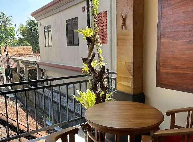 Yudis Guest House