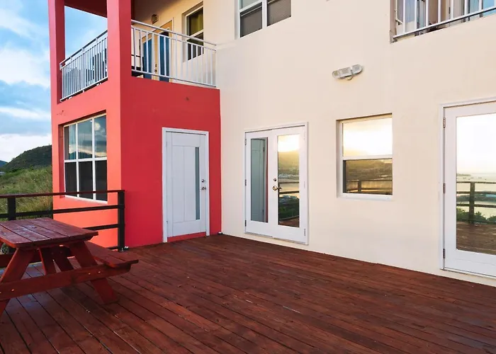La Vue De Basseterre Apartments - Privacy In Bird Rock