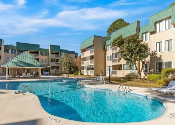 Classy & Comfortable Condo!