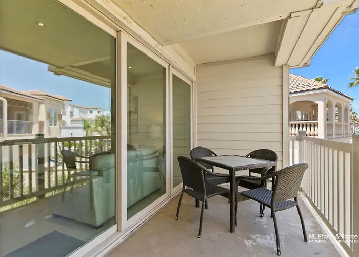 Ocean Breeze Retreat 2Bed 2Bath, Heated Pool!