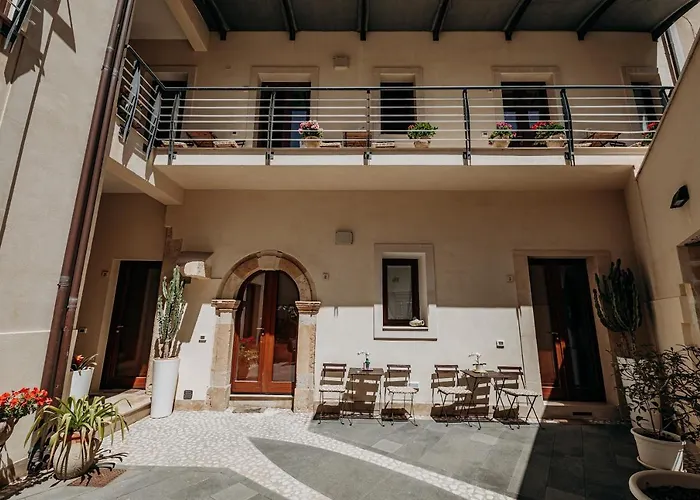 Kyanos Residence
