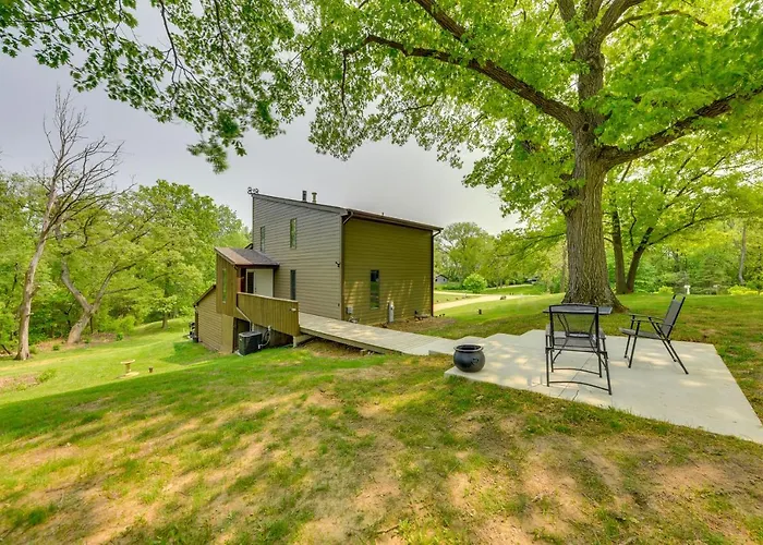 Wisconsin Vacation Rental Retreat W/ Deck