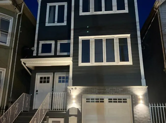 Springview Homes 12Mins From Ewr & 3 Mins From University Hospital