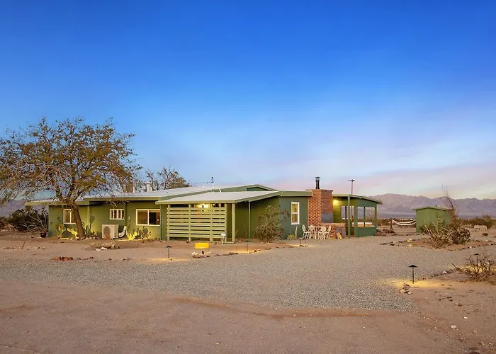 Wonder Valley Green House - Near Joshua Tree National Park