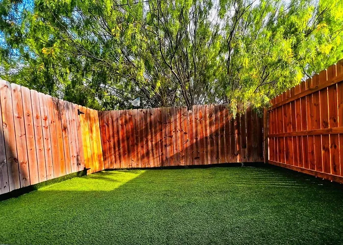 Nest At Hummingbird 3 W King Bed Free Parking Patio
