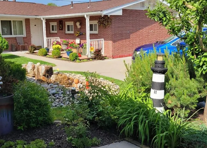 Husker Inn