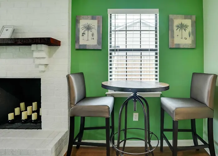 Vibrant North Charleston Duplex Near Airport!