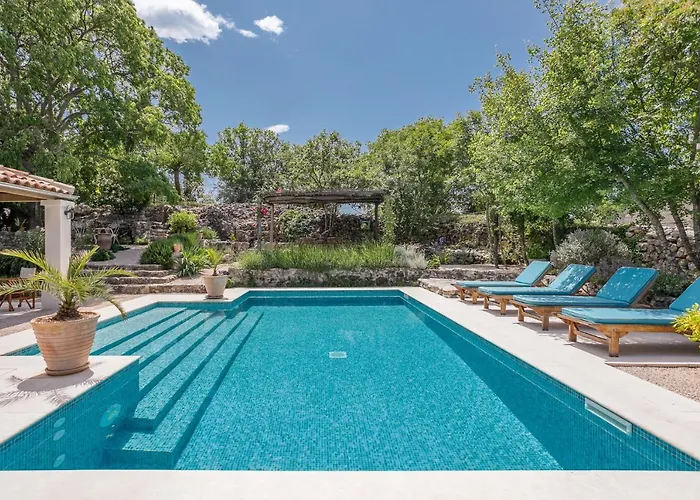 Heritage Villa Laurel