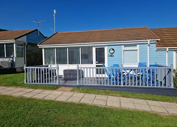 Surfs Up Lodge - Westward Ho!