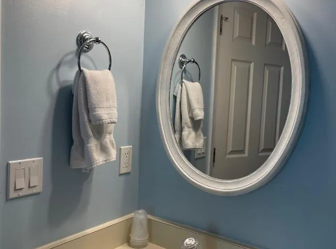 M22 Inn Glen Arbor