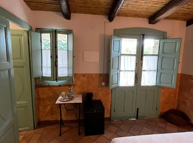 Graziosa Stanza Campidanese Su Segundu