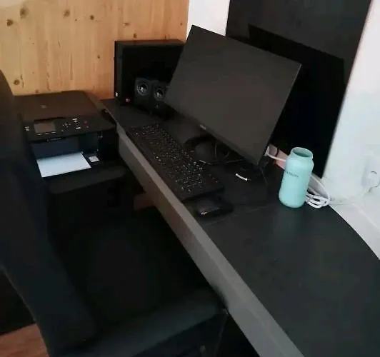 A Quelques Pas Du Moulin Blanc