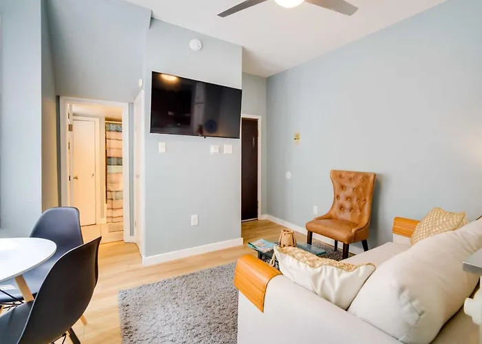 Charming Ocean City Apartment < 1 Mi To Boardwalk!