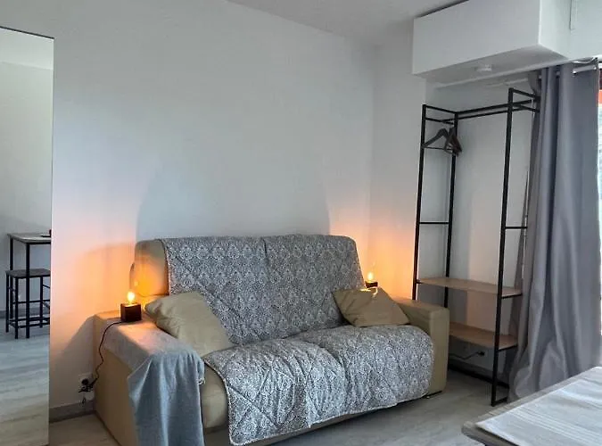 Charmant Studio Avec Terrasse Et Parking A Vence