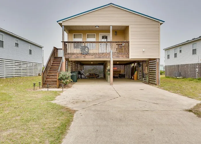 Nags Head Vacation Rental W/ Hot Tub: Near Beach!