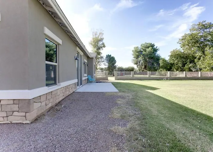 Two Bedroom Guest House In Gilbert
