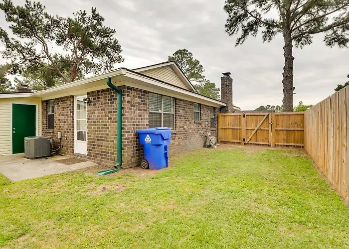 Vibrant North Charleston Duplex Near Airport!
