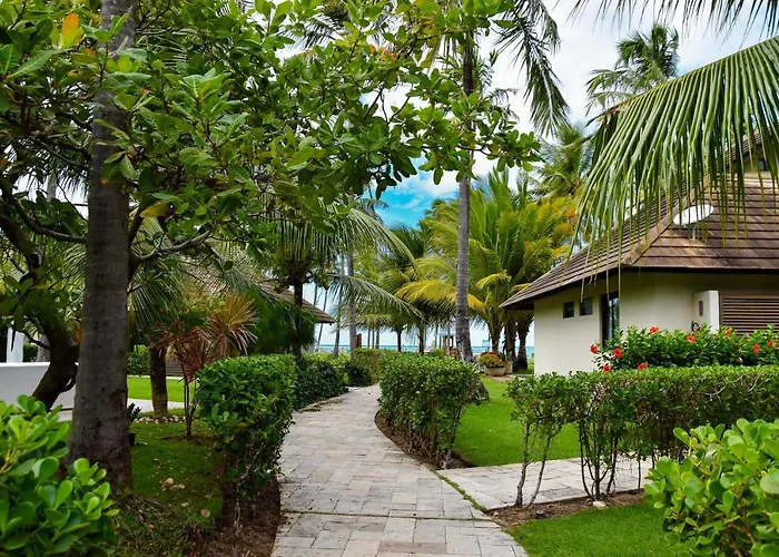 Luxo à Beira-Mar - Flats no Carneiros Beach Resort