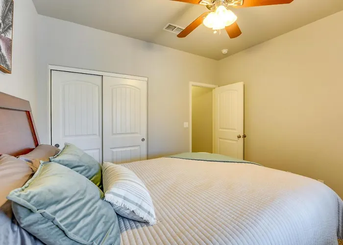 Beautiful Bullhead City Home Rental W/ Yard!