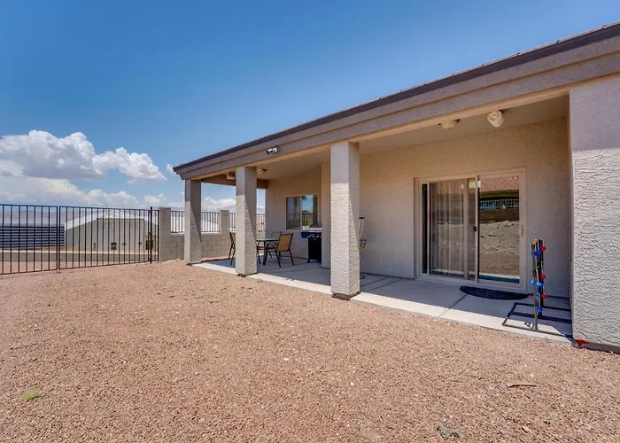 Beautiful Bullhead City Home Rental W/ Yard!