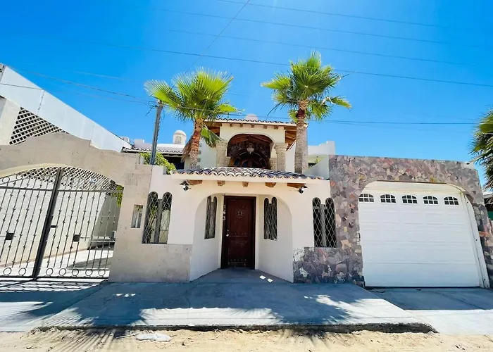 Beautiful House In Rocky Point