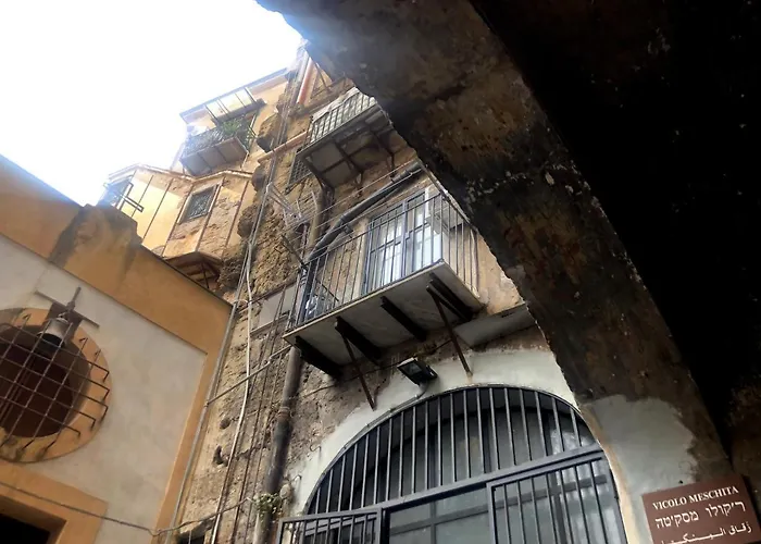 Calderai 82 Suites 1 E 2