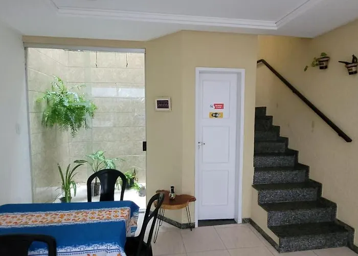 Pousada Casa da Vovó - Sua casa pertinho da Praia