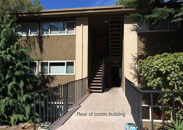 Water View, Best Area, 2 Bedrooms, Wd, Jacuzzi Bath, New Carpet, Balcony, View, 825Sf