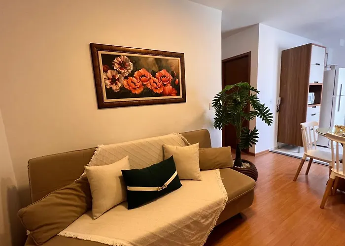 Apto ao lado do Shopping Caruaru próximo ao pátio.
