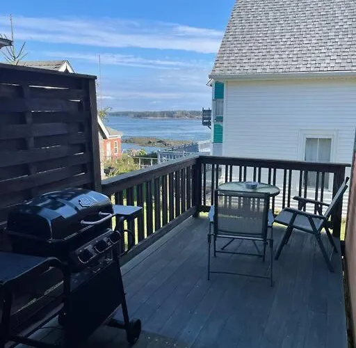 Updated Historic Water St 2 Bdr, 2 Bath Apartment.