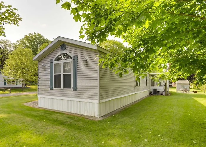 Charming South Haven Home - Great Location!