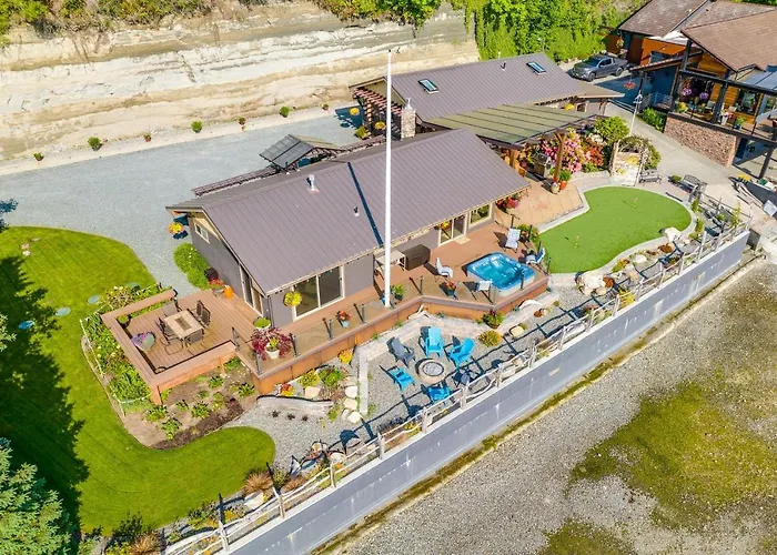 Waterfront Similk Bay Compound W/ Luxury Amenities