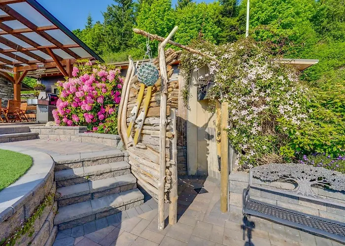 Waterfront Similk Bay Compound W/ Luxury Amenities