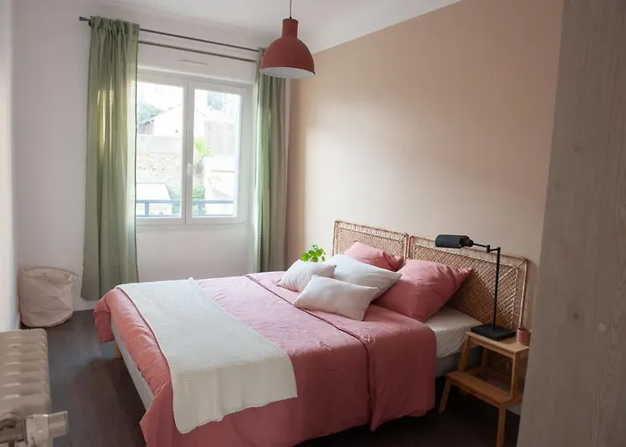 Appartement Spacieux Avec Balcon Et Parking