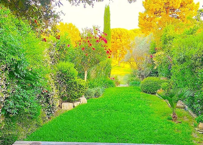 Maison Domaine Golf Country Club De St-Tropez