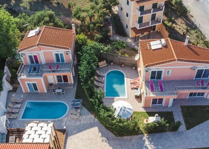 Danae Villas - 100M From Beach