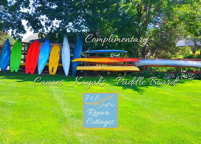 Premier Waterfront Cottage 1